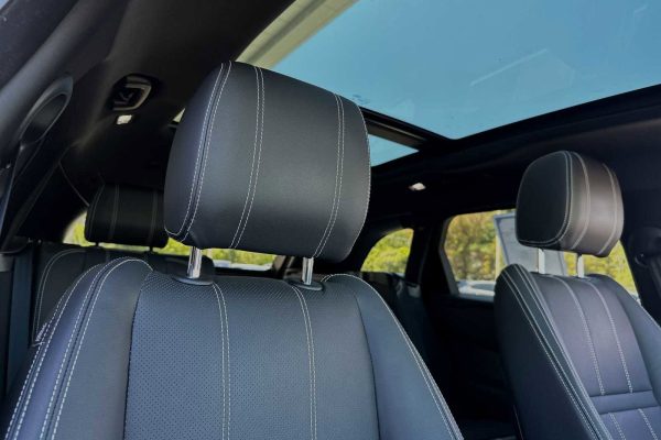 b20f040871a84a4a9c8379470dccf54f 2021 Land Rover Range Rover Velar R-Dynamic S