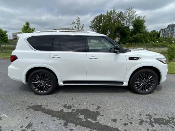 b332bb018c5d4f6da091f94a108c6004 2023 INFINITI QX80 Premium Select