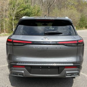 b522a52ef3ad41158b69cf42ee06804e 2022 INFINITI QX60 Luxe