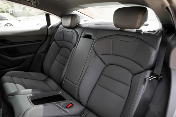 c5fd60bf29454fe7a2eae16216554b7d 2021 Porsche Taycan 4S