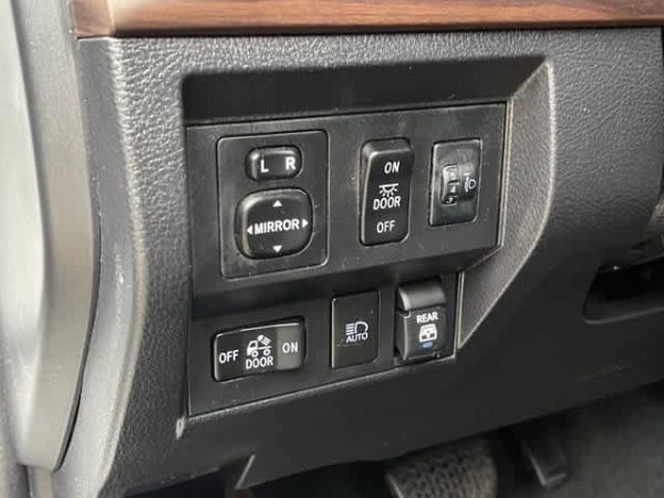 c65bc8102f374a96ac3dece86818240c 2021 Toyota Tundra Limited