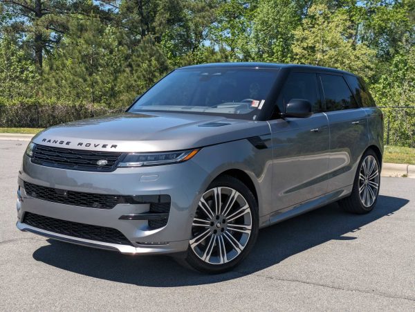 c786e55bff094b41b5f855a5c89524fb 2023 Land Rover Range Rover Sport SE Dynamic 4WD