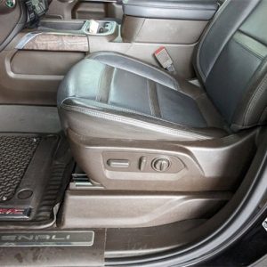 c86c120313664019a059a15a2b2f53f1 2021 GMC Sierra 2500 Denali Black Diamond Edition