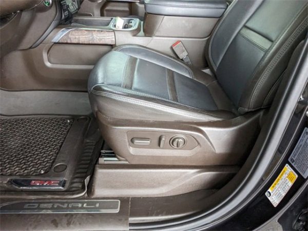 c86c120313664019a059a15a2b2f53f1 2021 GMC Sierra 2500 Denali Black Diamond Edition