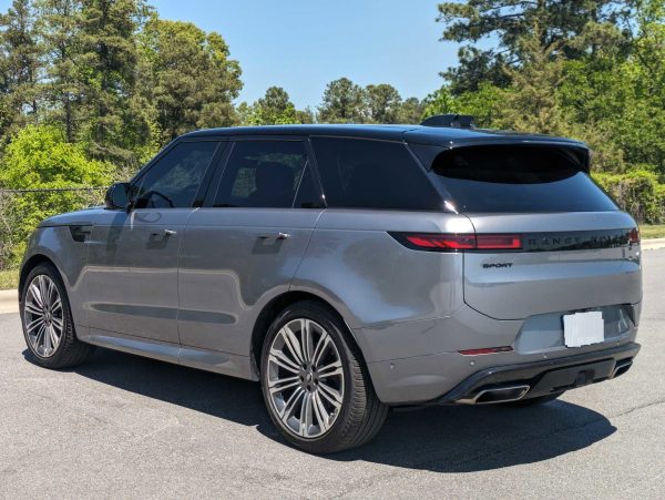 c94722ec9c62415093729073181d1cbc 2023 Land Rover Range Rover Sport SE Dynamic 4WD