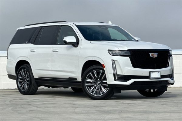 d51a3f0ad83348a3a08c0c40f28df6ee 2021 Cadillac Escalade Sport