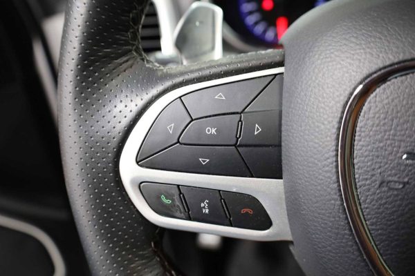 ddbce12b86f54dff802bd795736a8e2e 2020 Jeep Grand Cherokee SRT