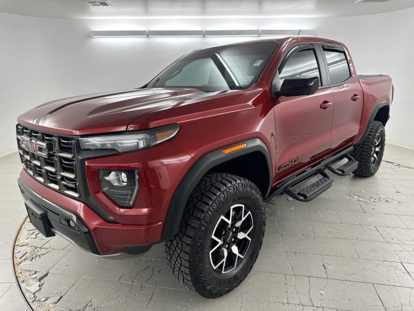 dfb95840338d4b67897909edcb46430a 2023 GMC Canyon AT4X