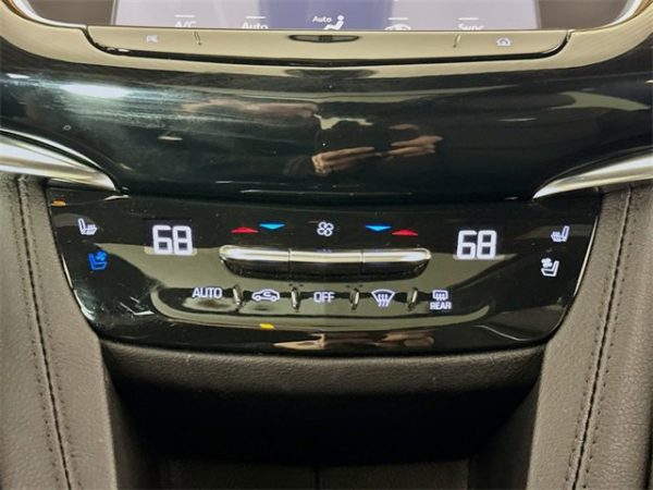 e000e87adfd34fd6921c06fdeeafb7c5 2022 Cadillac XT6 Sport