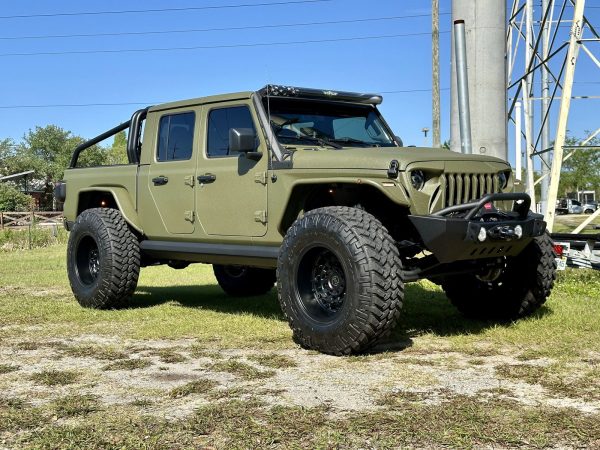e2d408724bf44af3badf69bfd63d2280 2023 Jeep Gladiator Rubicon