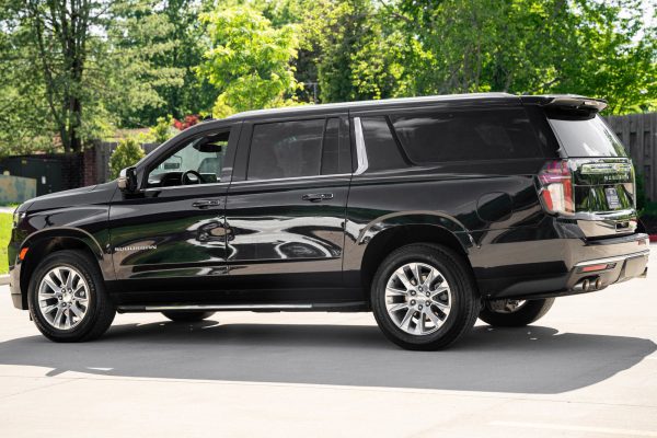 ef8daa682c314ad8a0542aa82c09dd72 2023 Chevrolet Suburban Premier