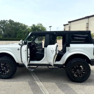 f188afc659d34987a9844f51a0ffd14f 2022 Ford Bronco Outer Banks