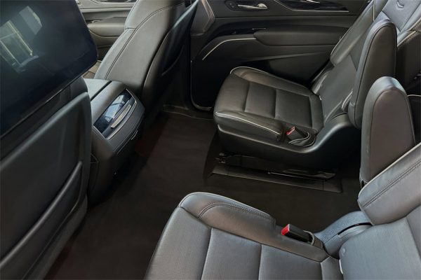 f52d78bf7a464c239bcf6f46b361e10d 2021 Cadillac Escalade Sport