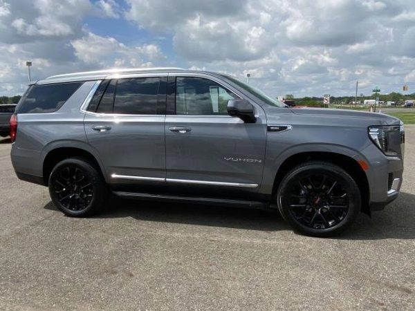 fdfa20da28f24ecfaa0ac5328e993f45 2022 GMC Yukon SLT