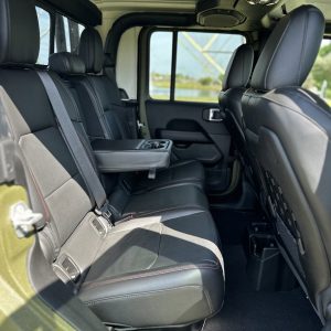 fe3c4c3bbe364bbd88498b3575d1de38 2023 Jeep Gladiator Rubicon