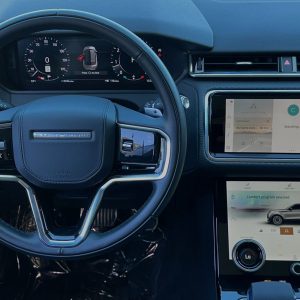 fe3fbe6211954e69b349c80e46bd370b 2021 Land Rover Range Rover Velar R-Dynamic S