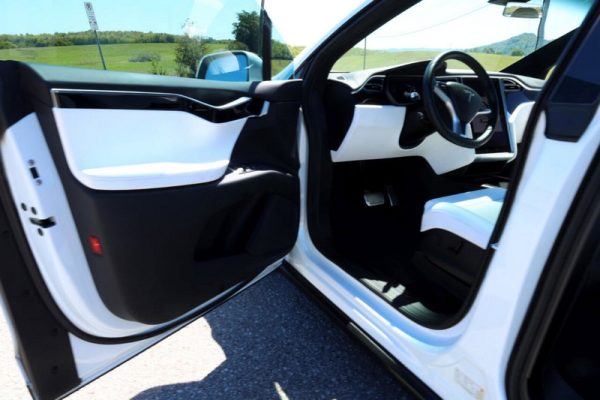 IMG_382001_ (12) 2017 Tesla Model X 100D
