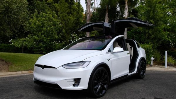 IMG_439302_ (9) 2020 Tesla Model X Long Range Plus