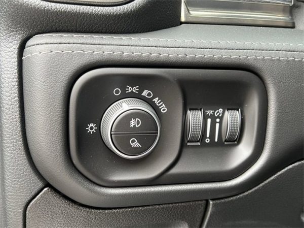 IMG_987390_ (29) 2021 RAM 1500 Limited