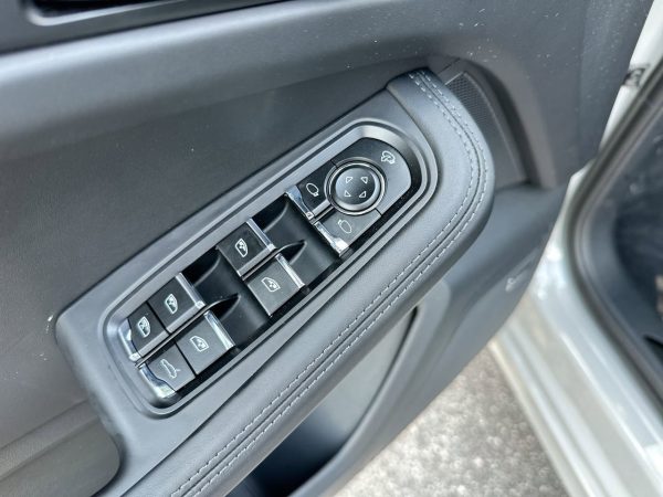 1b678af0a2834505a6b263be33bca946 2023 Porsche Macan GTS