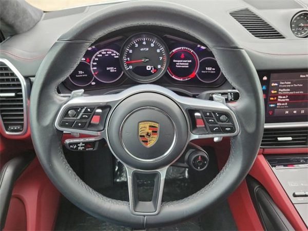 743dc027b9c943fc982fb704f33b612d 2023 Porsche Macan GTS