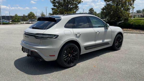 ae96d88cbfcf443fb81949d85e7049d1 2023 Porsche Macan GTS