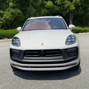 af7ee6d0348045448c837890bd1dcd6b 2023 Porsche Macan GTS